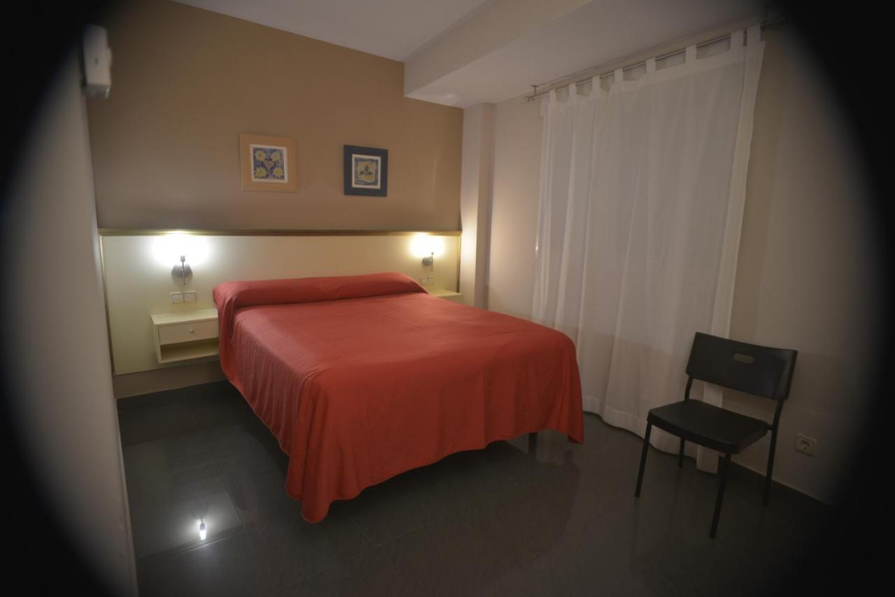 Hotel Velilla Velilla de San Antonio Εξωτερικό φωτογραφία